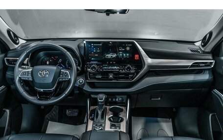 Toyota Highlander, 2025 год, 5 750 000 рублей, 23 фотография
