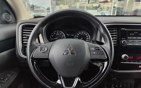 Mitsubishi Outlander III рестайлинг 3, 2020 год, 1 966 000 рублей, 14 фотография