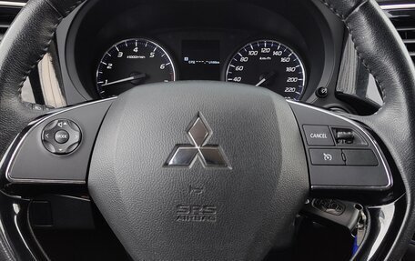 Mitsubishi Outlander III рестайлинг 3, 2020 год, 1 966 000 рублей, 15 фотография
