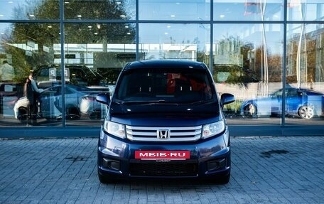 Honda Freed I, 2010 год, 900 000 рублей, 2 фотография