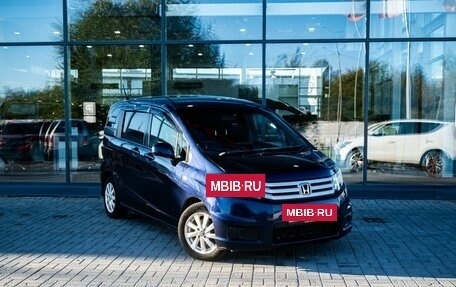 Honda Freed I, 2010 год, 900 000 рублей, 4 фотография