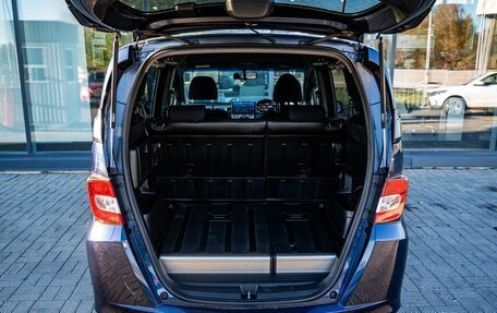 Honda Freed I, 2010 год, 900 000 рублей, 21 фотография