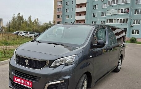 Peugeot Traveller I, 2021 год, 3 070 000 рублей, 1 фотография