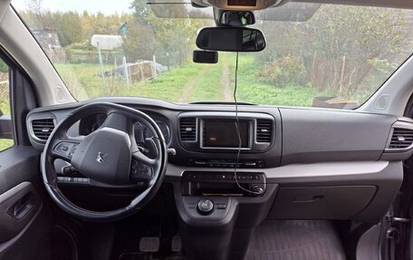 Peugeot Traveller I, 2021 год, 3 070 000 рублей, 7 фотография