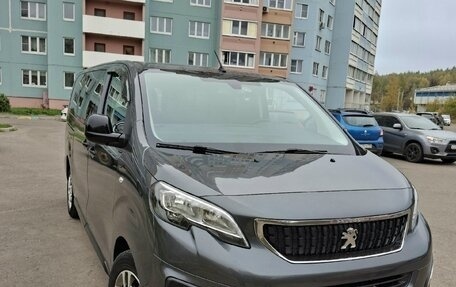 Peugeot Traveller I, 2021 год, 3 070 000 рублей, 6 фотография
