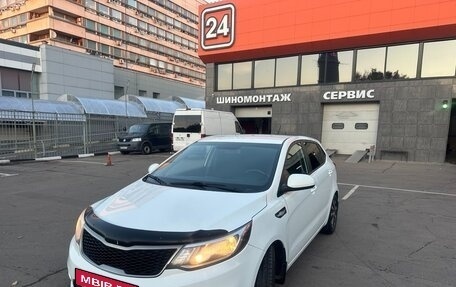 KIA Rio III рестайлинг, 2015 год, 1 090 000 рублей, 2 фотография