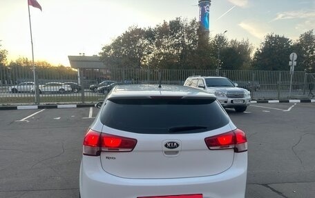 KIA Rio III рестайлинг, 2015 год, 1 090 000 рублей, 9 фотография