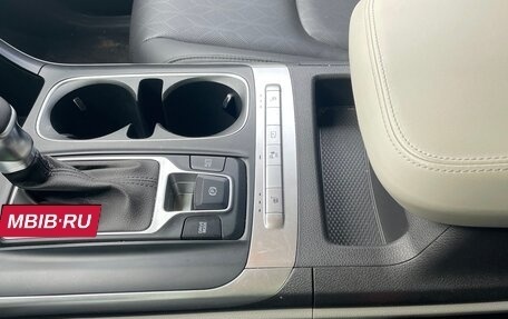 KIA Carnival, 2022 год, 4 500 000 рублей, 9 фотография