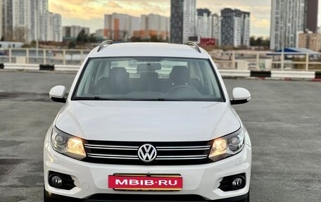 Volkswagen Tiguan I, 2012 год, 1 339 000 рублей, 2 фотография