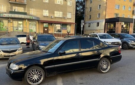 Mercedes-Benz C-Класс, 1993 год, 270 000 рублей, 2 фотография