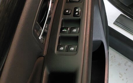 Mitsubishi Outlander III рестайлинг 3, 2016 год, 1 350 000 рублей, 16 фотография
