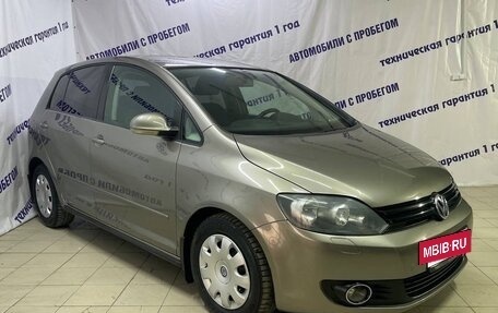 Volkswagen Golf Plus II, 2011 год, 560 000 рублей, 3 фотография