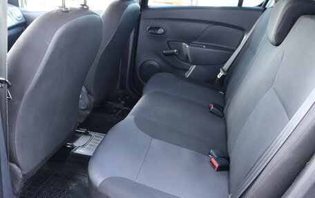 Renault Sandero II рестайлинг, 2014 год, 540 000 рублей, 13 фотография