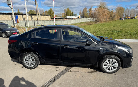 KIA Rio IV, 2018 год, 1 290 000 рублей, 6 фотография