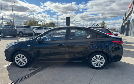 KIA Rio IV, 2018 год, 1 290 000 рублей, 2 фотография