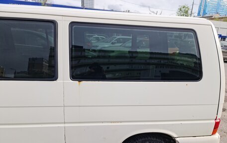 Volkswagen Transporter T4, 2001 год, 880 000 рублей, 2 фотография