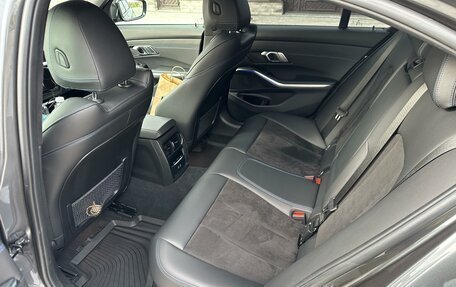 BMW 3 серия, 2021 год, 3 975 000 рублей, 11 фотография