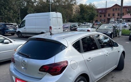 Opel Astra J, 2010 год, 880 000 рублей, 5 фотография