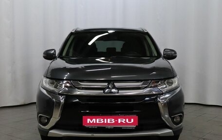 Mitsubishi Outlander III рестайлинг 3, 2016 год, 1 749 000 рублей, 2 фотография
