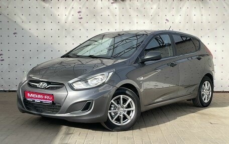 Hyundai Solaris II рестайлинг, 2013 год, 725 000 рублей, 1 фотография