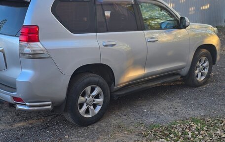 Toyota Land Cruiser Prado 150 рестайлинг 2, 2011 год, 2 550 000 рублей, 3 фотография
