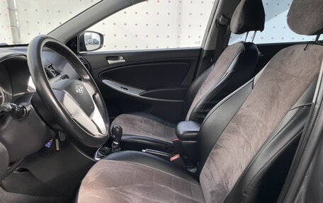 Hyundai Solaris II рестайлинг, 2013 год, 725 000 рублей, 11 фотография
