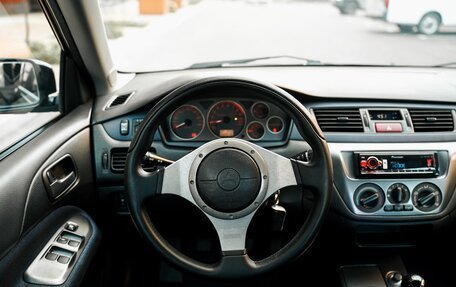Mitsubishi Lancer Evolution VIII, 2004 год, 8 000 000 рублей, 23 фотография