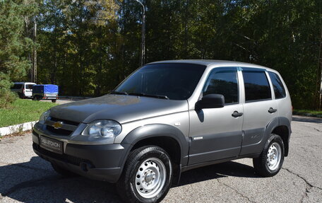 Chevrolet Niva I рестайлинг, 2018 год, 749 000 рублей, 7 фотография