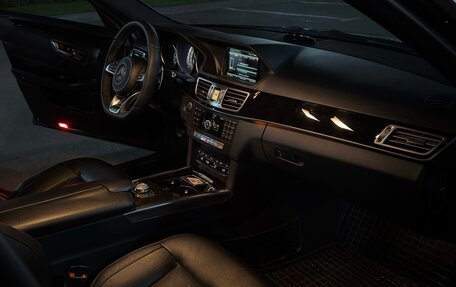 Mercedes-Benz E-Класс, 2014 год, 2 200 000 рублей, 9 фотография
