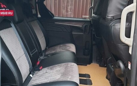 Mitsubishi Delica D:5 I, 2019 год, 3 700 000 рублей, 7 фотография