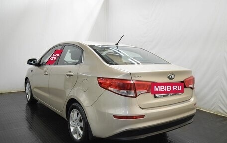 KIA Rio III рестайлинг, 2015 год, 1 017 000 рублей, 7 фотография