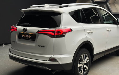 Toyota RAV4, 2019 год, 2 648 000 рублей, 9 фотография