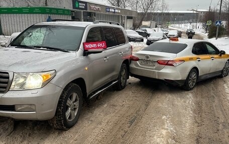 Toyota Camry, 2021 год, 2 300 000 рублей, 6 фотография