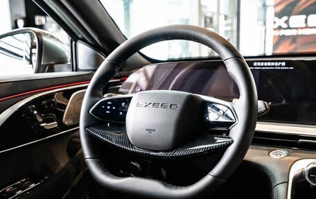 CheryExeed TXL, 2024 год, 3 800 000 рублей, 11 фотография