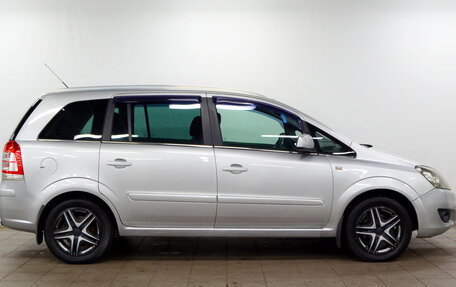 Opel Zafira B, 2011 год, 650 000 рублей, 4 фотография