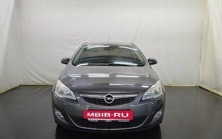 Opel Astra J, 2011 год, 720 500 рублей, 2 фотография