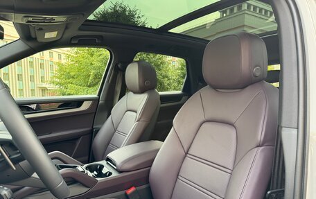 Porsche Cayenne III, 2025 год, 17 475 000 рублей, 17 фотография