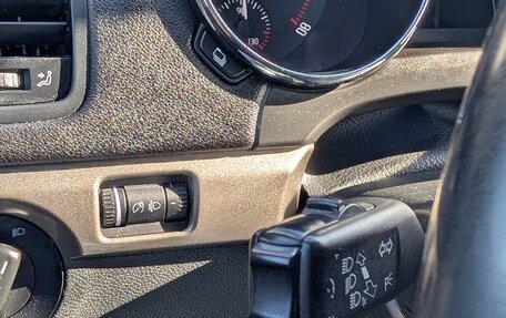 Skoda Yeti I рестайлинг, 2014 год, 1 390 000 рублей, 15 фотография