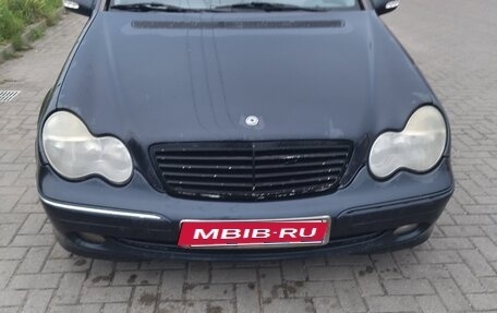 Mercedes-Benz C-Класс, 2002 год, 440 000 рублей, 4 фотография