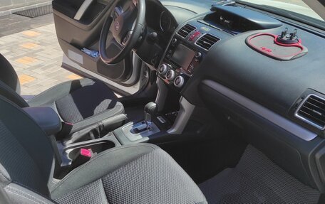 Subaru Forester, 2015 год, 1 600 000 рублей, 5 фотография