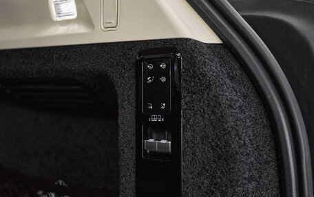 Land Rover Range Rover IV рестайлинг, 2025 год, 30 800 000 рублей, 8 фотография