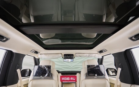 Land Rover Range Rover IV рестайлинг, 2025 год, 30 800 000 рублей, 33 фотография