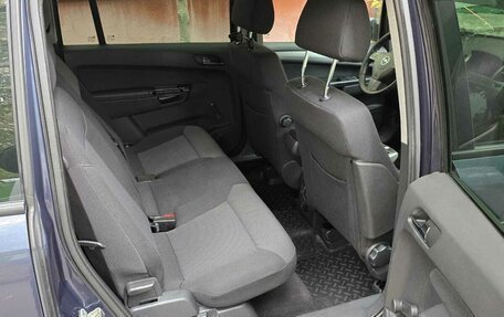 Opel Zafira B, 2007 год, 550 000 рублей, 15 фотография