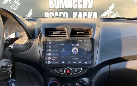 Hyundai Solaris II рестайлинг, 2013 год, 695 000 рублей, 19 фотография