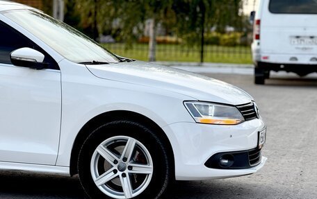 Volkswagen Jetta VI, 2013 год, 1 250 000 рублей, 3 фотография