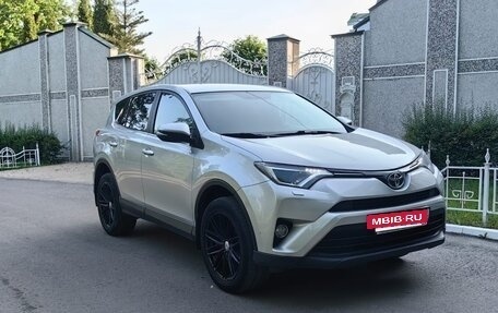 Toyota RAV4, 2019 год, 2 230 000 рублей, 3 фотография