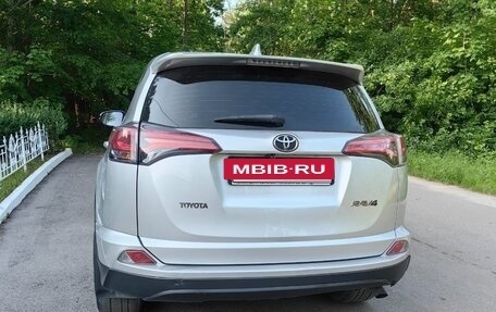Toyota RAV4, 2019 год, 2 230 000 рублей, 6 фотография