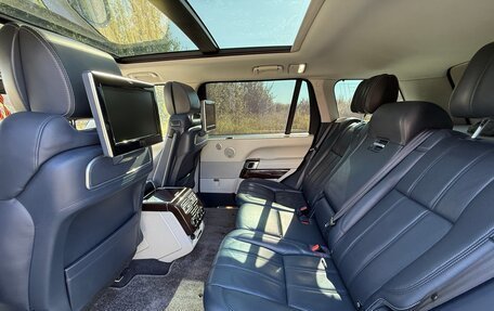 Land Rover Range Rover IV рестайлинг, 2016 год, 3 490 000 рублей, 7 фотография