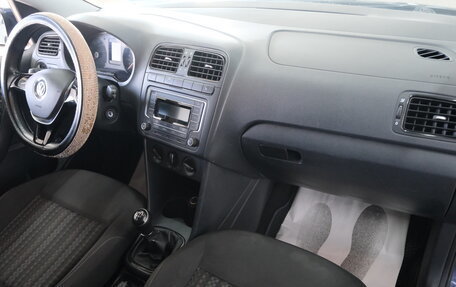 Volkswagen Polo VI (EU Market), 2016 год, 969 000 рублей, 20 фотография