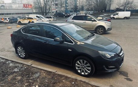 Opel Astra J, 2014 год, 810 000 рублей, 8 фотография
